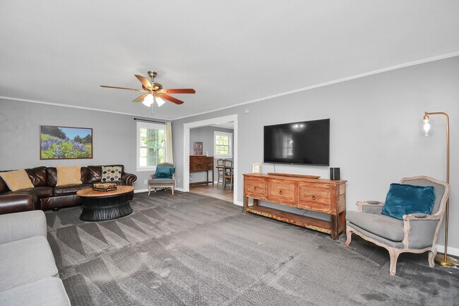 Foto del edificio - 22936 Mossy Oaks Rd