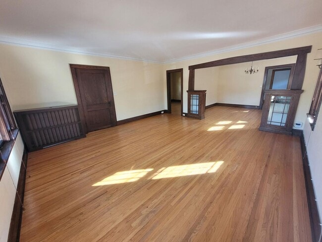Building Photo - 4529-4531 Aldrich Ave S
