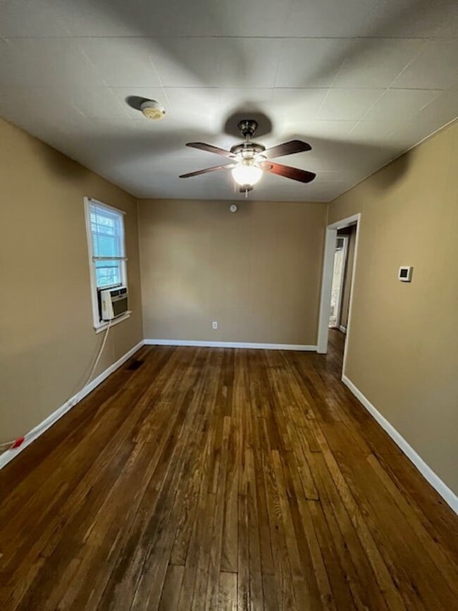 Photo - 2 bedroom, 1 bathroom home located in the heart of Lexington