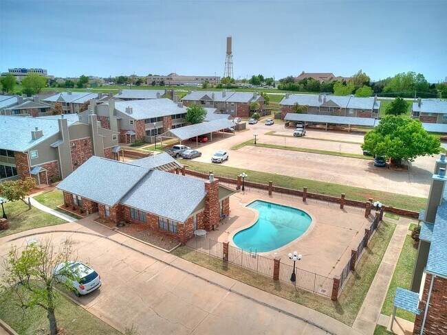 Building Photo - 11403 Springhollow Rd