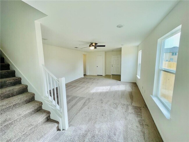 Foto del edificio - 13501 Martha Washington Pl
