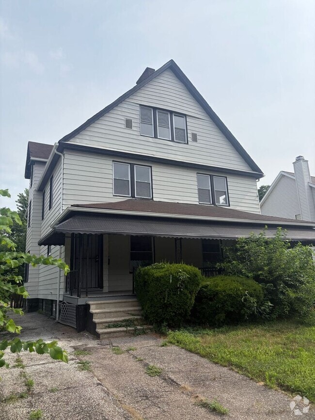 Building Photo - 7417-7419 Linwood Ave