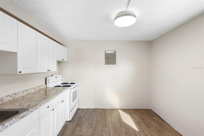 Foto del edificio - 901 Colyer St