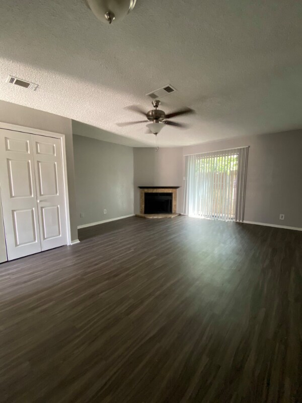 Building Photo - 3842 Murray Ct