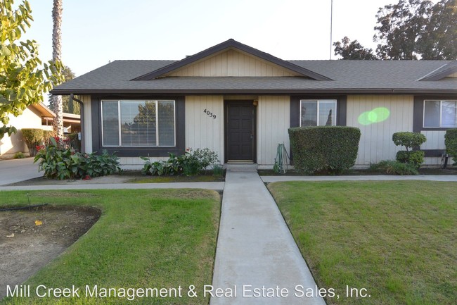 Foto del edificio - 4039-4041 W Whitendale Ave