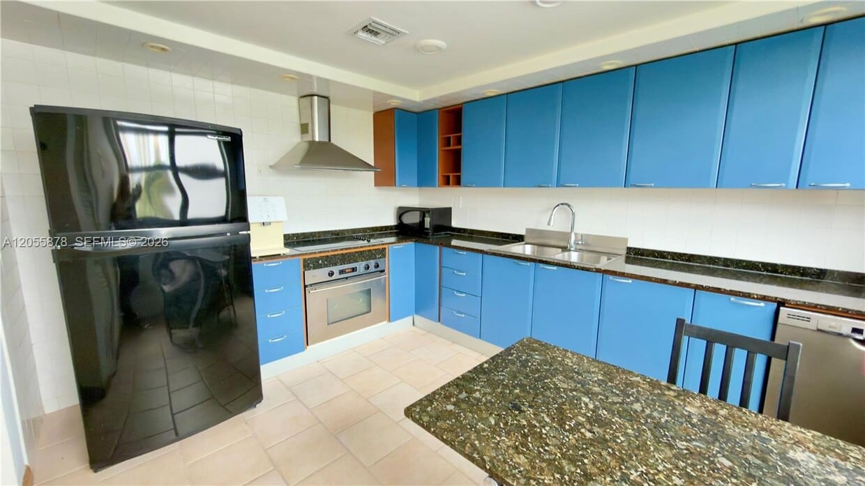 Photo - 456 Poinciana Drive 1620, Sunny Isles Beach, FL 33160 - 4534
