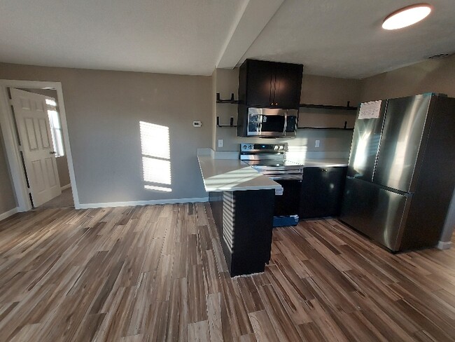 Building Photo - 5818 Weir St