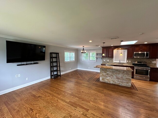 Building Photo - 6 Tarinelli Cir