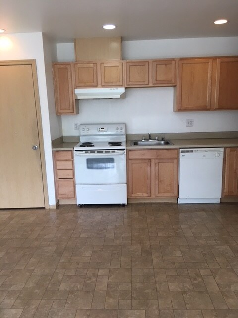 Foto del edificio - 11050 16th Ave SW