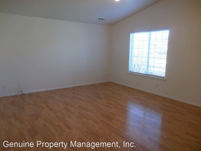 Building Photo - 3 br, 2 bath House - 2118 Lara Lane