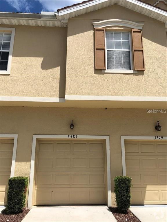 Building Photo - 3581 Parkridge Cir