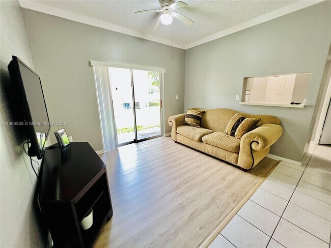 Foto del edificio - 2391 NW 96th Terrace
