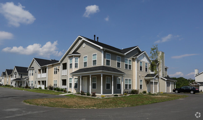 Building Photo - The Ridge Apartments