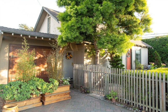 Foto del edificio - 3 br, 1 bath House - 3805 Zen Garden Cottage