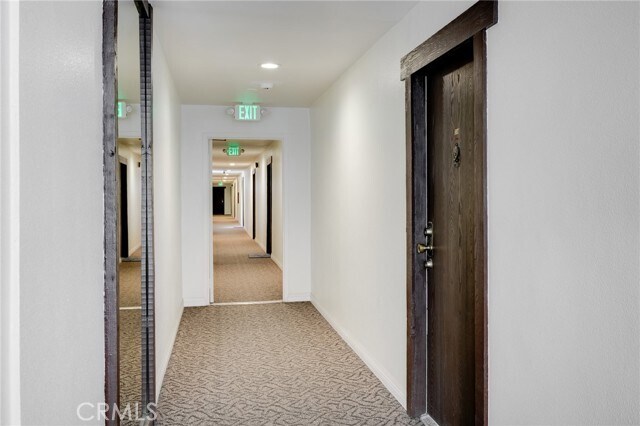 Building Photo - 330 N Jackson St