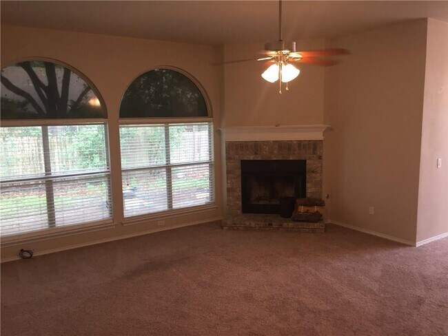Building Photo - 16901 Langland Rd