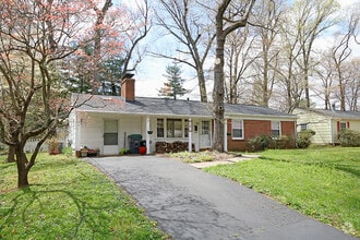 Building Photo - 614 Shamrock Rd