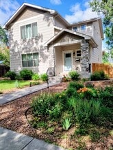 Building Photo - 208 Custer Ave