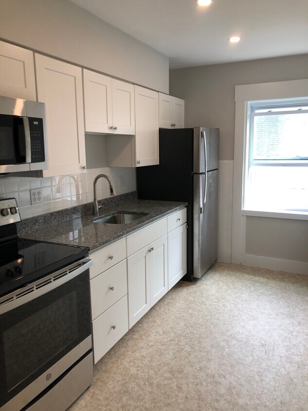 kitchen - 292 Washington St