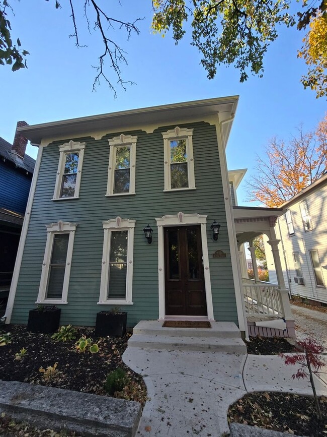 Building Photo - 110 S 9th St