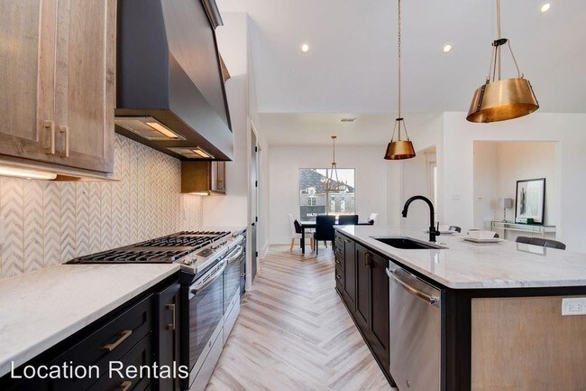 Foto del edificio - 4 br, 4 bath House - 4303 138th Street