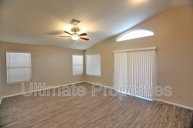 Photo - 7135 W Via De Luna Dr House