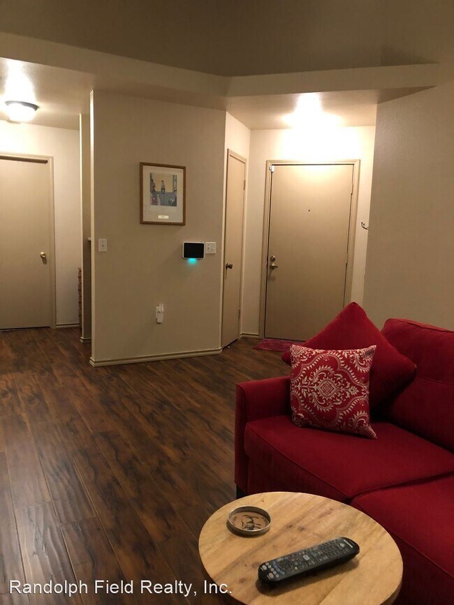 Building Photo - 3 br, 2 bath House - 8214 SPRING TOWN ST