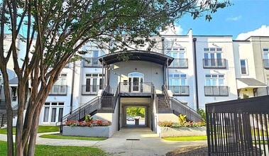 Building Photo - 502 Pryor St SW