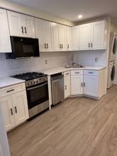 Building Photo - 3-15-15 Beach 91st St