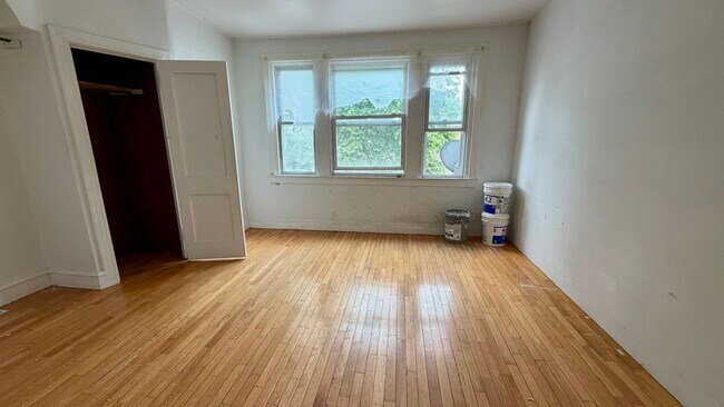 Building Photo - 745 Smylie Rd