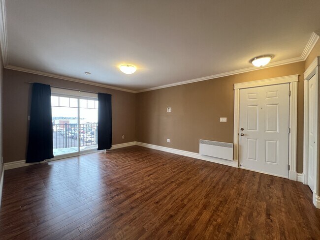 Photo du bâtiment - 61 Glen Stewart Dr