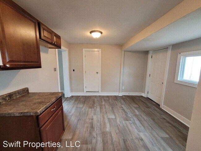 Foto del edificio - 6 br, 2 bath House - 224 East Edison Street