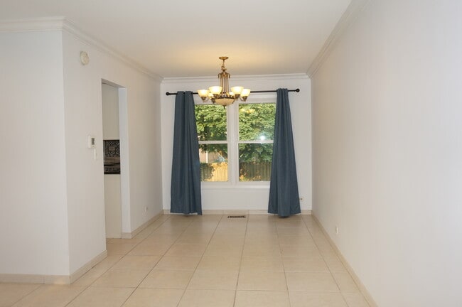 Foto del edificio - 773 Cardinal Ln