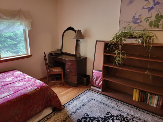 Foto del edificio - 1310 Oyster Creek Ln