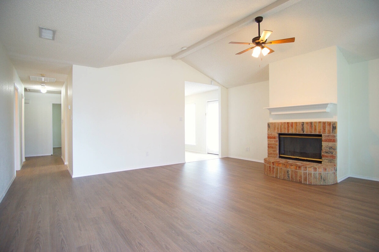 Foto principal - 2089 Paint Pony Ln
