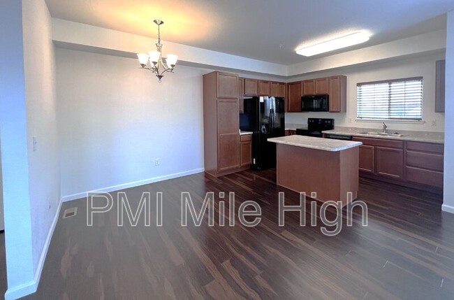 Foto del edificio - 15800 E 121st Ave