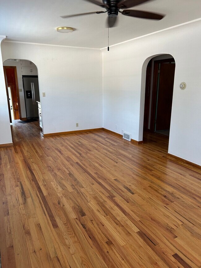 Foto del edificio - 970 Grant Ave