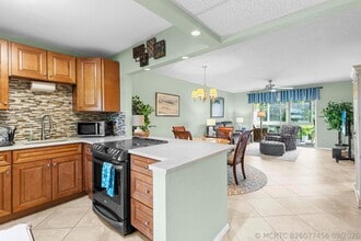 Building Photo - 7797 Golf Cir Dr