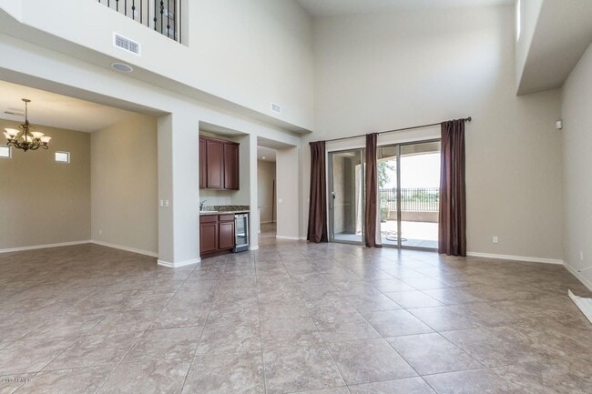 Building Photo - Beautiful Palm Valley Golf Course Home wit...