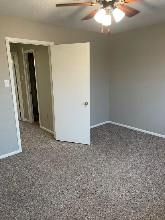 Building Photo - 966 Sunmeadow Dr