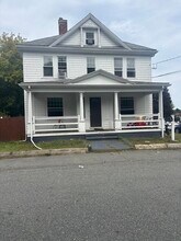 Building Photo - 58 Standish St
