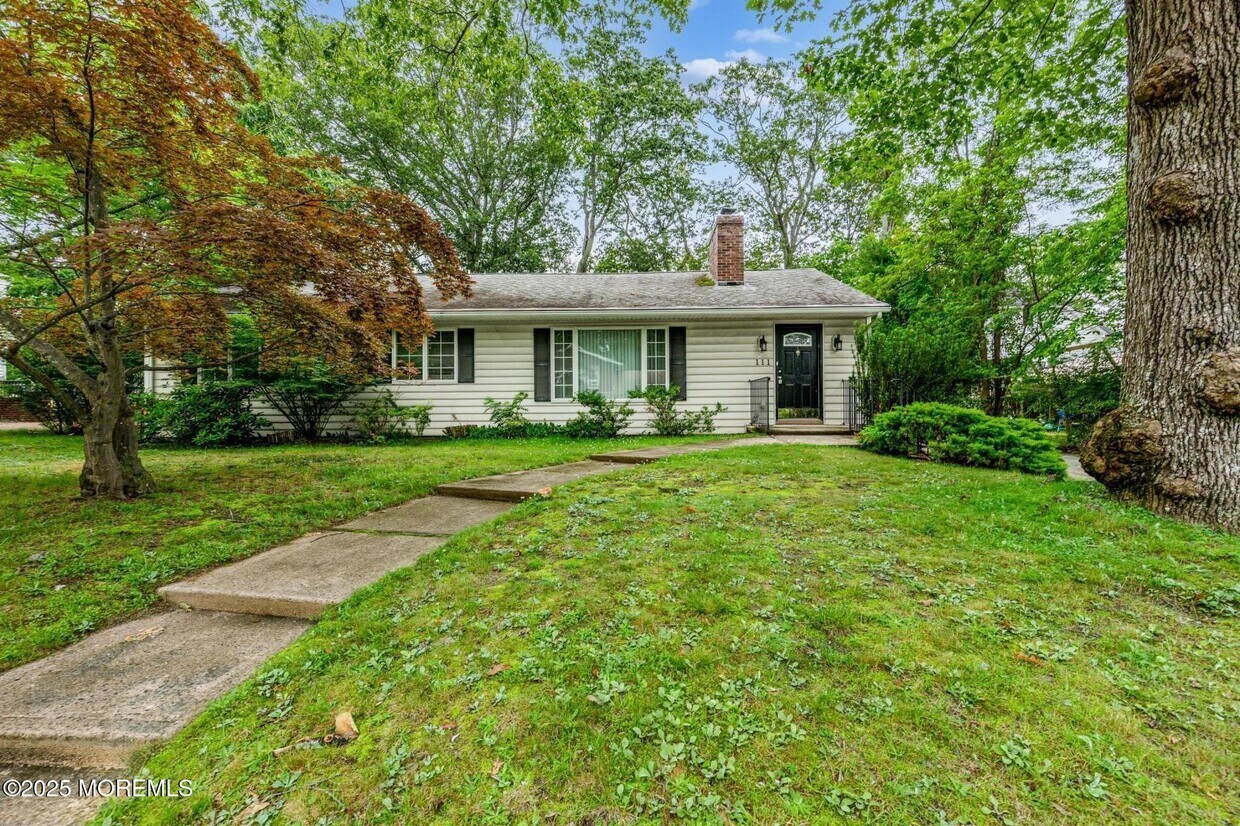 Foto principal - 111 Autumn Rd