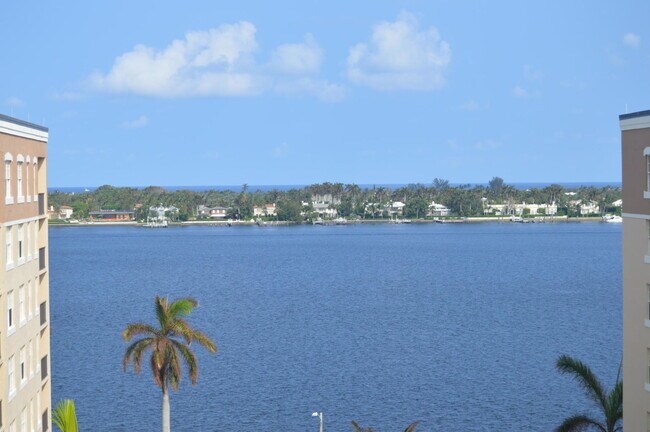 Foto del edificio - 1801 N Flagler Dr