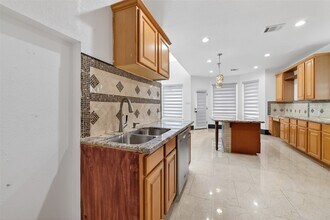 Building Photo - 1311 Rene Ct