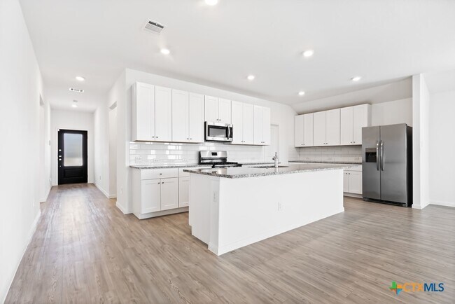 Building Photo - 2460 Vesper Bnd