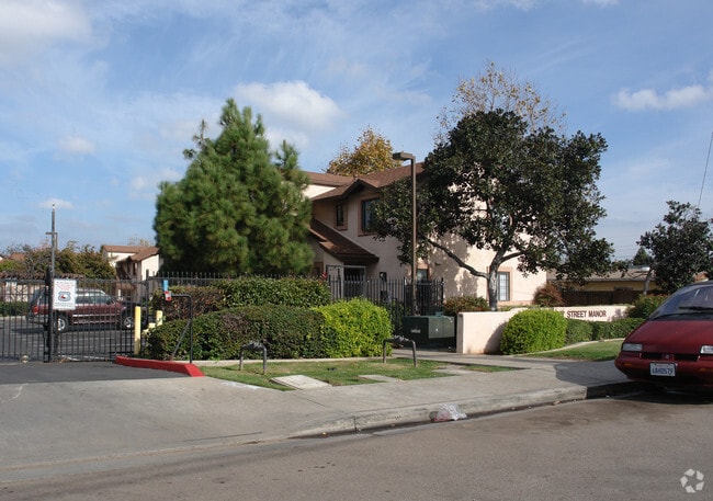 Building Photo - Dorothy Street Manor