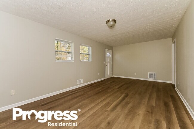 Building Photo - 9184 Homewood Dr