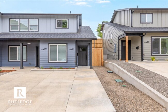 Foto del edificio - Newly Built 3 Bed/2 Bath Home in East Medford!