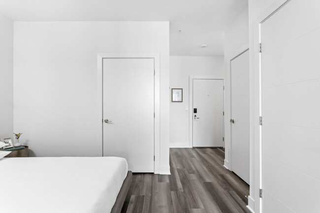 Foto del edificio - 520 E Washington St