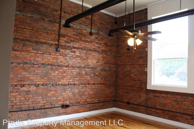 Building Photo - 2309 E Philadelphia St